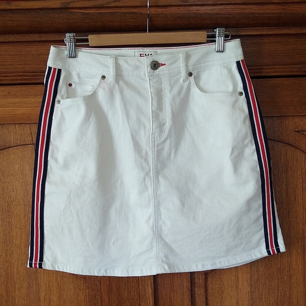 White denim mini skirt, size 8
